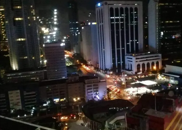 Aparthotel Citadel Inn, Makati Manila